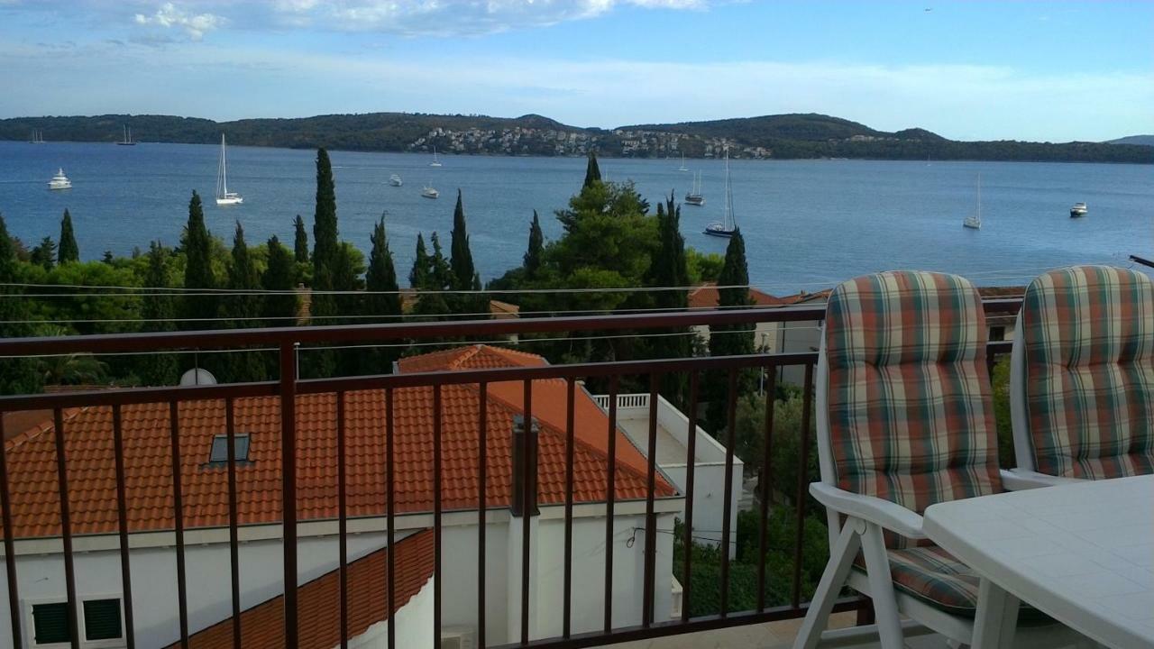 Apartamento Lambrisa Trogir Exterior foto