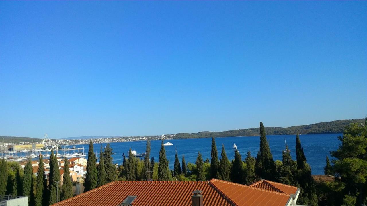 Apartamento Lambrisa Trogir Exterior foto